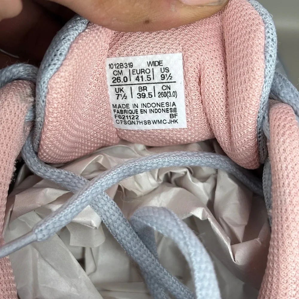 Asics Gel-Contend 8 Womens Running Shoes Grey Pink 1012B319 Wide Size 9.5